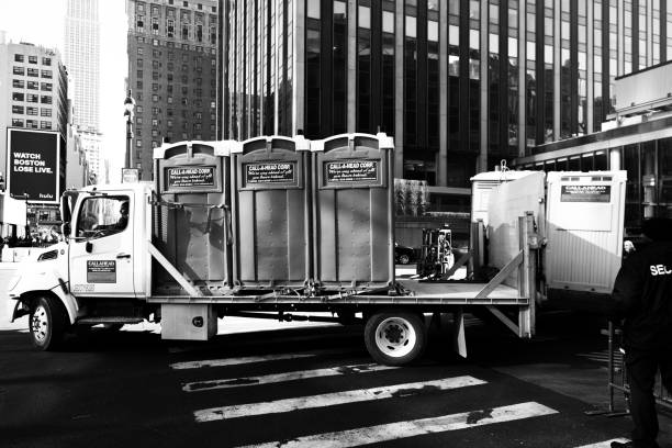 Best High-end porta potty rental  in Elsmere, KY